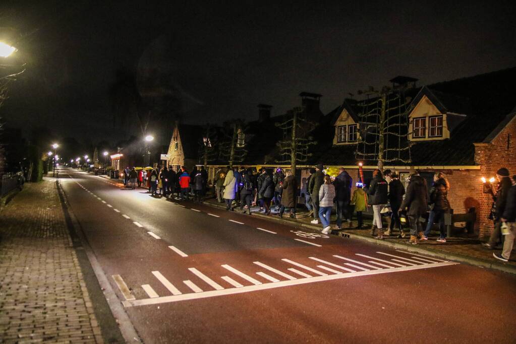 Stille lichtjes tocht door dorp