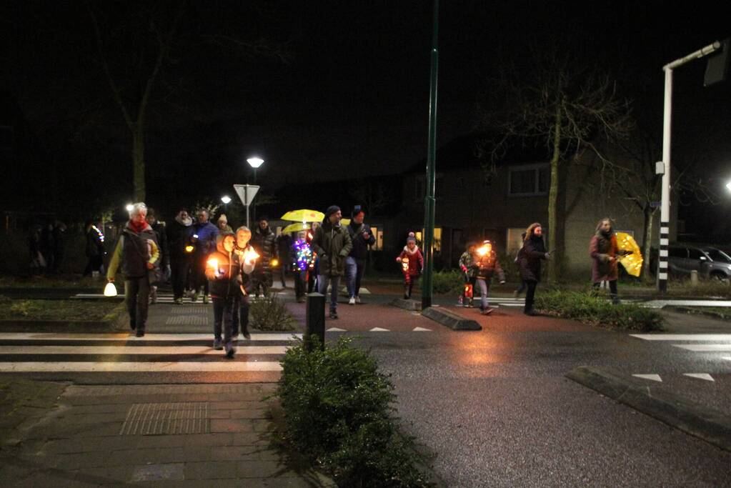 Stille lichtjes tocht door dorp