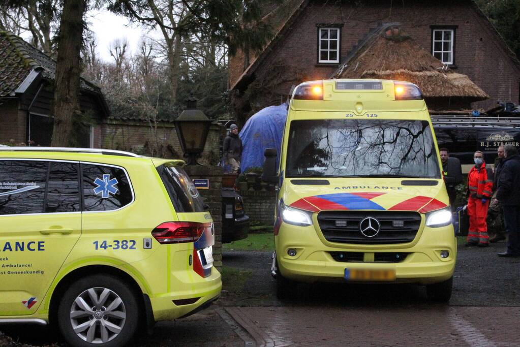 Persoon ernstig gewond na val