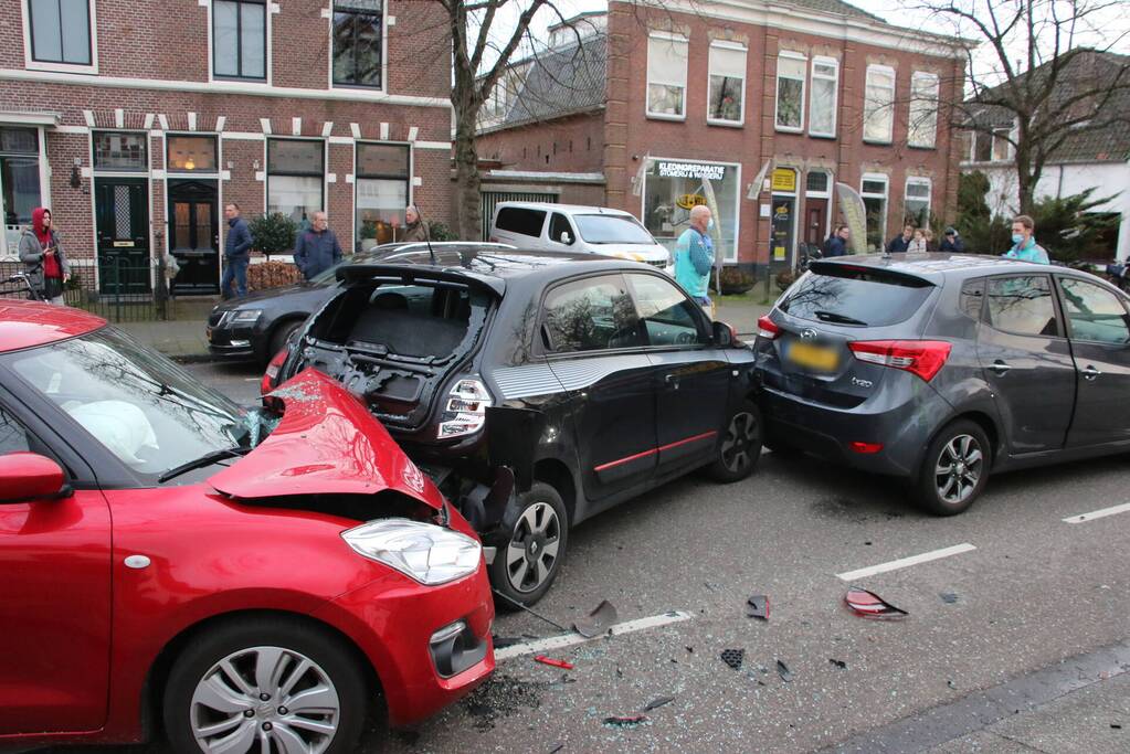 Flinke schade na kettingbotsing