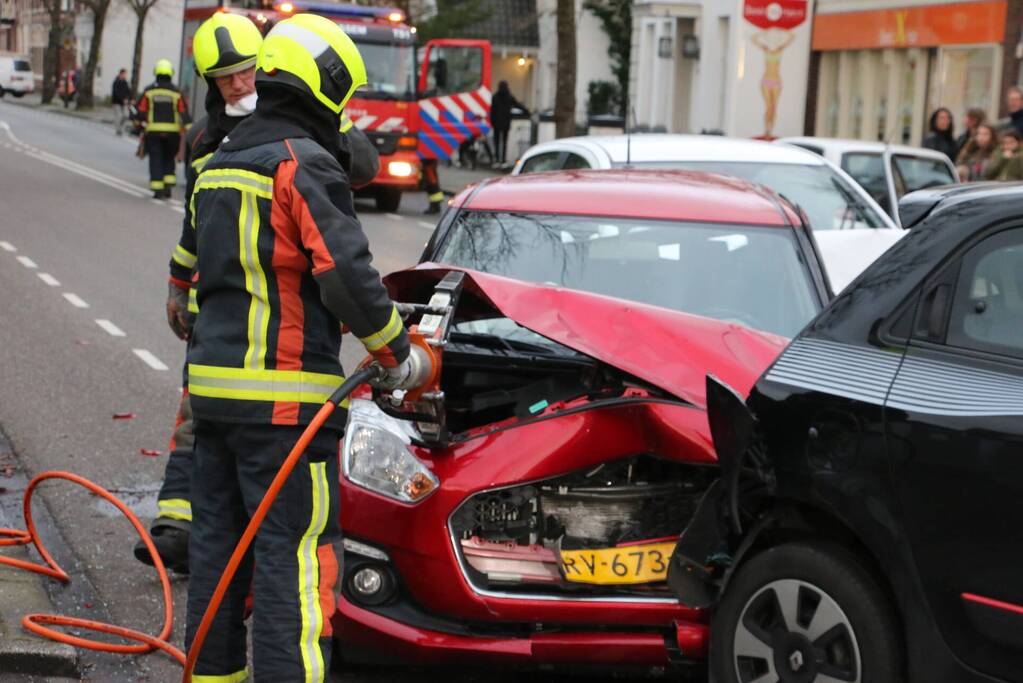 Flinke schade na kettingbotsing