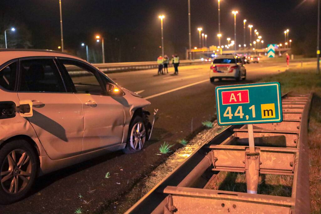 Afrit afgesloten door ongeval tussen meerdere voertuigen