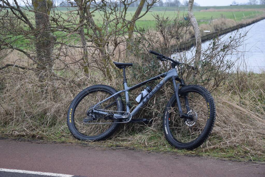 Brandweer houdt zoekactie na aantreffen mountainbike