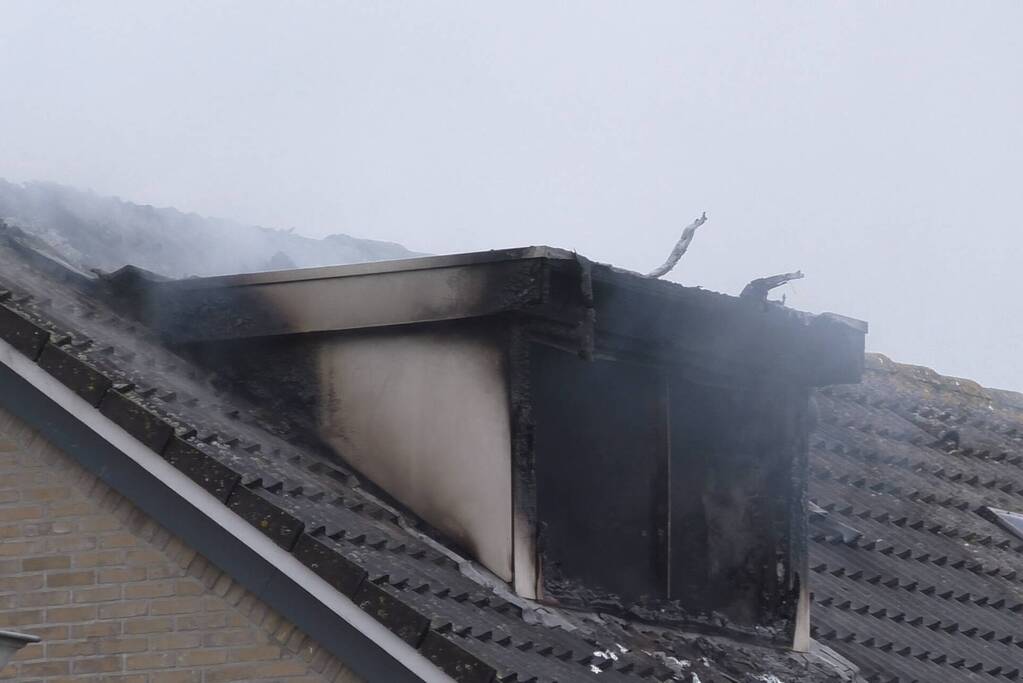 Uitslaande brand in woning