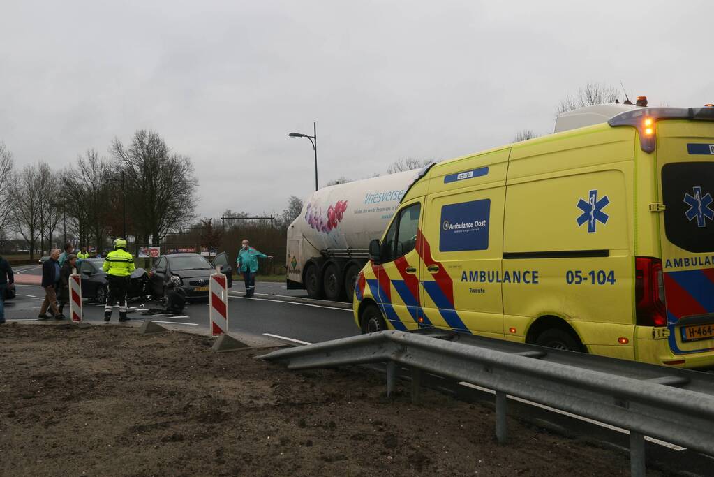 Twee voertuigen betrokken bij aanrijding