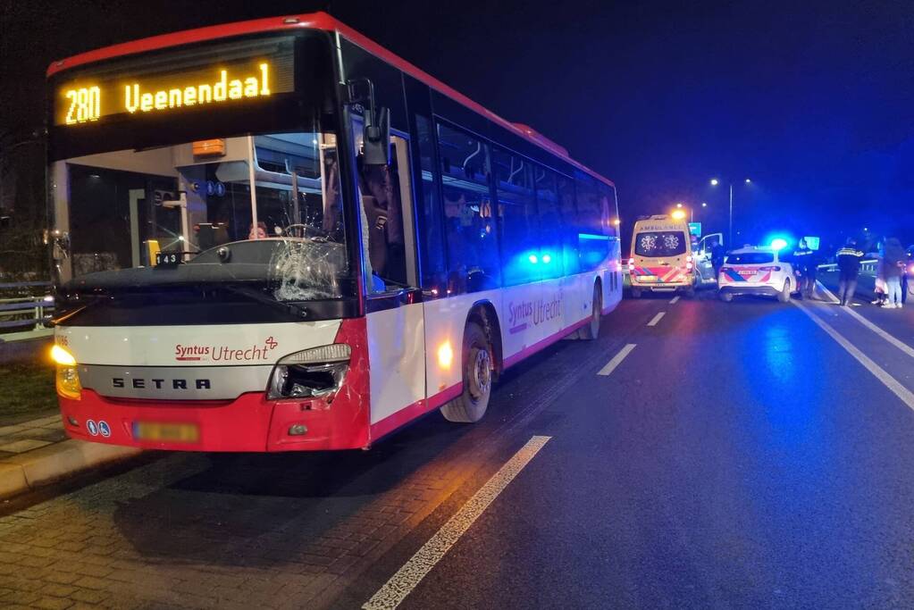 Ongeval tussen lijnbus en personenauto