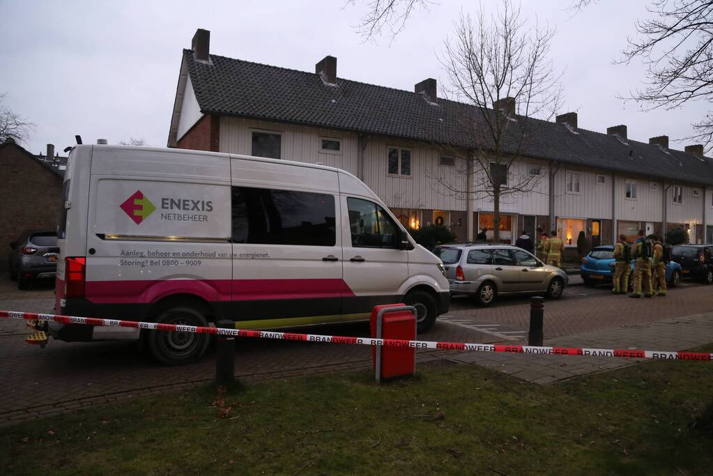 Brandweer doet onderzoek naar gaslucht