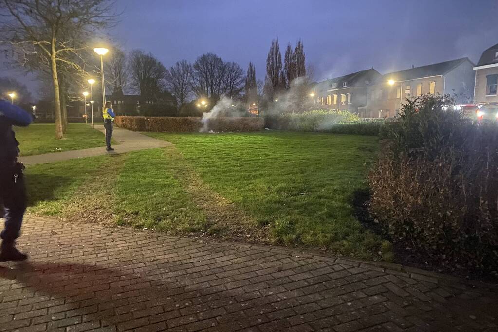 Handhaving blust brand in hoop afval