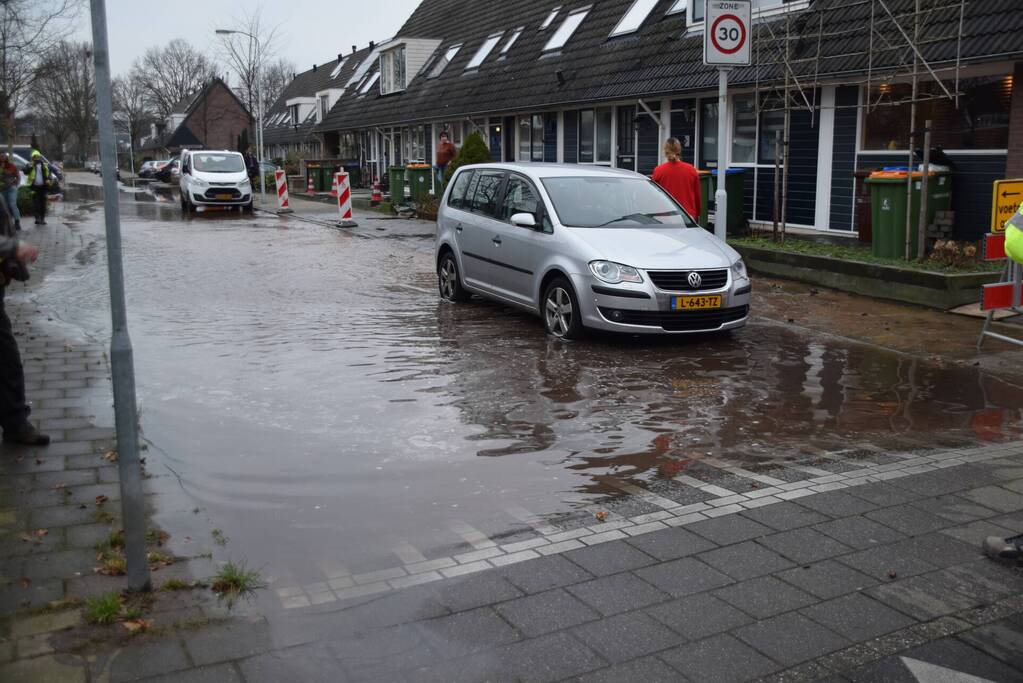 Aanleg glasvezel zorgt voor waterleidingbreuk
