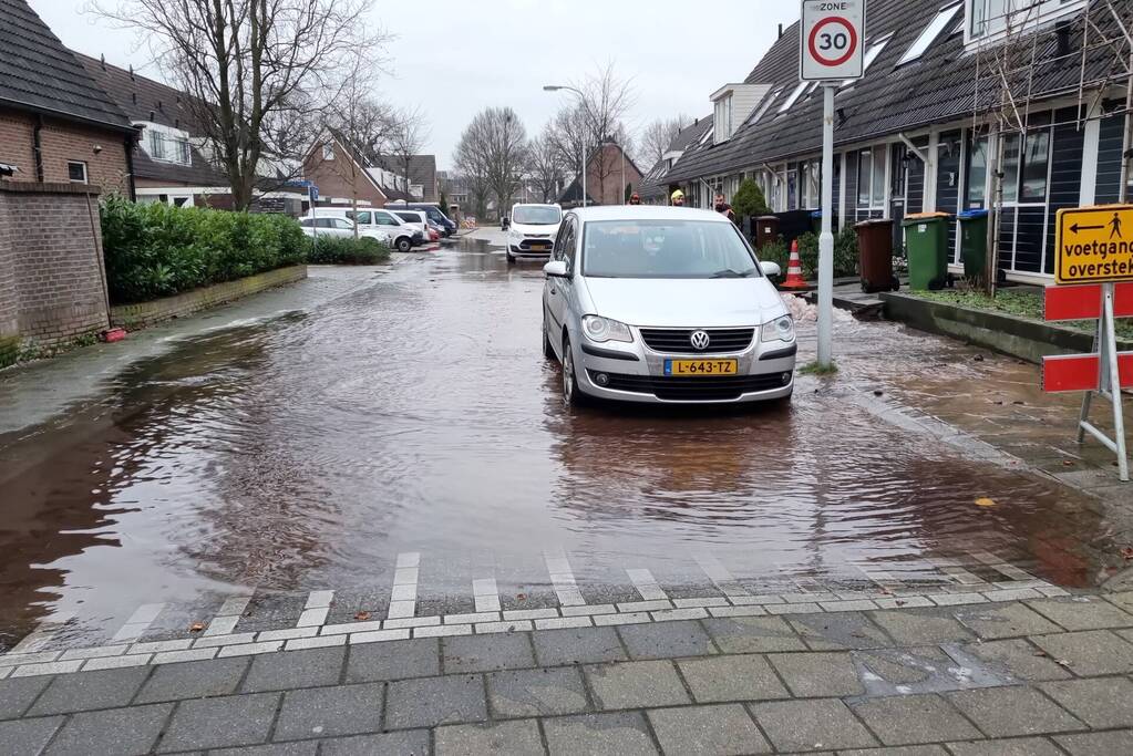 Aanleg glasvezel zorgt voor waterleidingbreuk