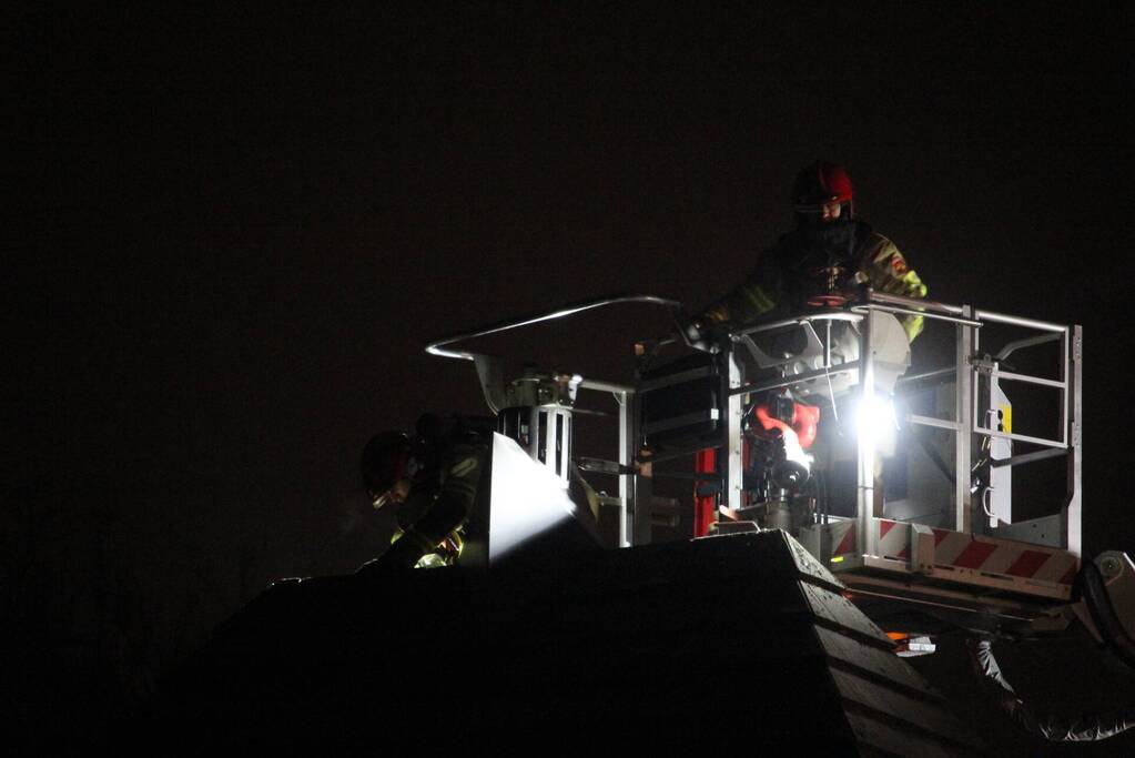 Schoorsteen geveegd na brand