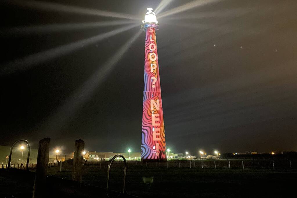 Vuurtoren geprojecteerd als actie tegen sloop