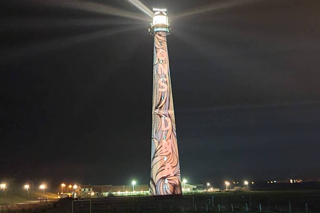 Vuurtoren geprojecteerd als actie tegen sloop