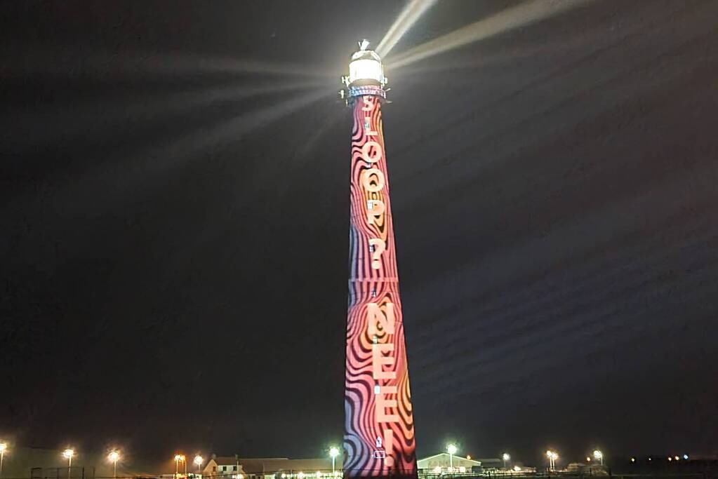 Vuurtoren geprojecteerd als actie tegen sloop