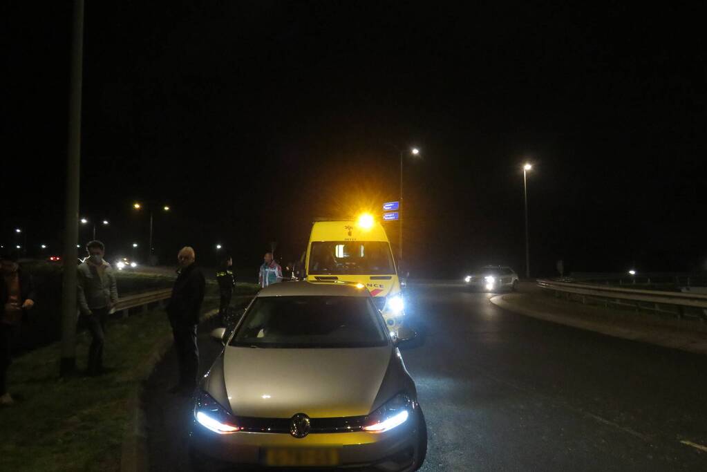 Schade na ongeval op rotonde