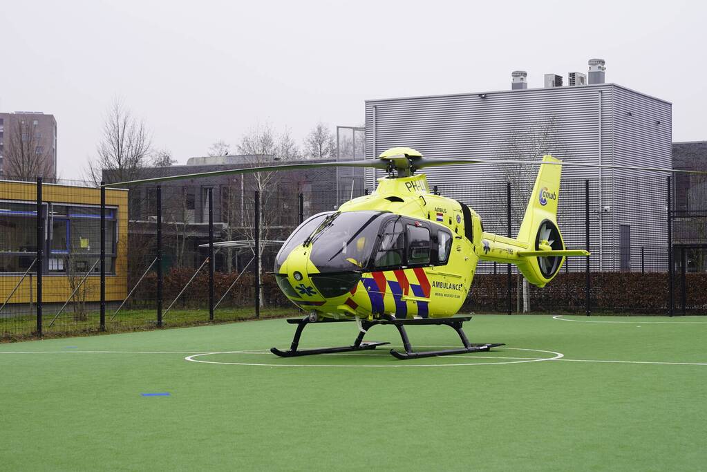 Traumahelikopter landt voor incident bij Gouwestein
