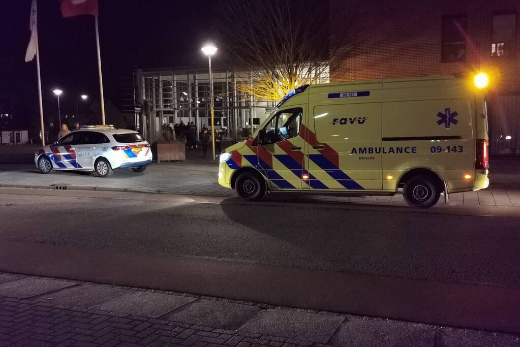 14-jarige jongen loopt naar gemeentehuis voor hulp na steekpartij