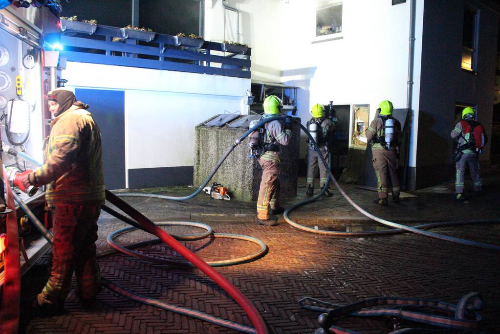 Uitslaande brand in restaurant