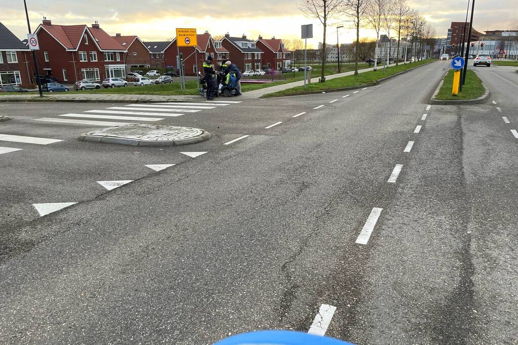 Scootmobieler gewond naar ziekenhuis