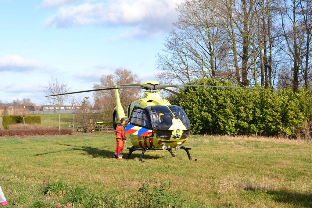 Traumahelikopter trekt veel bekijks