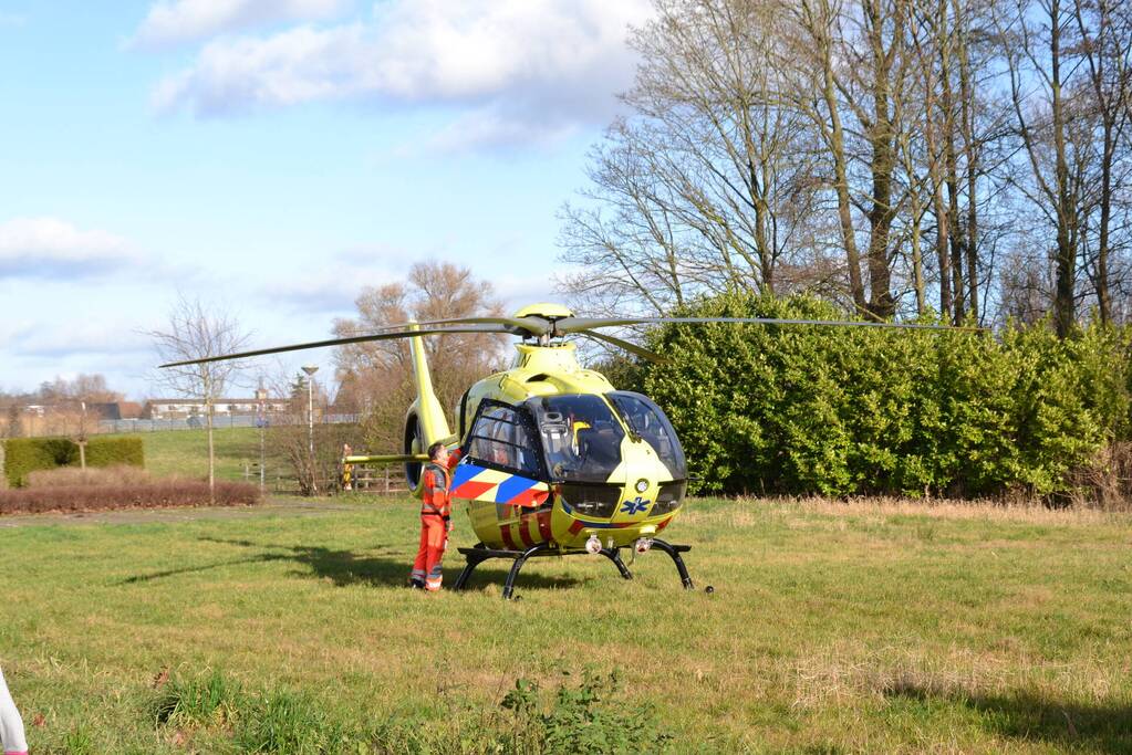 Traumahelikopter trekt veel bekijks