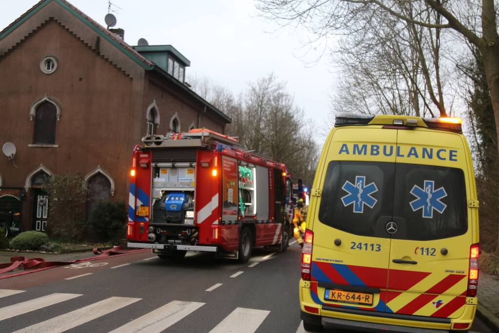 Veel rookontwikkeling bij brand in woning