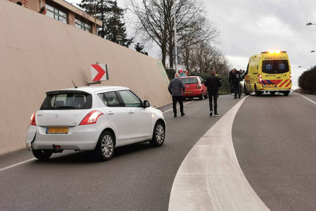 Aanrijding tussen twee auto's
