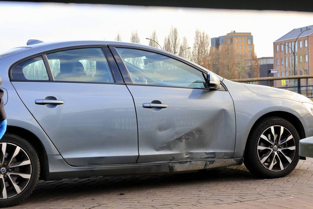 Scooterrijder gewond bij botsing met auto