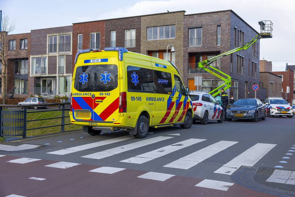 Scooterrijder gewond bij botsing met auto