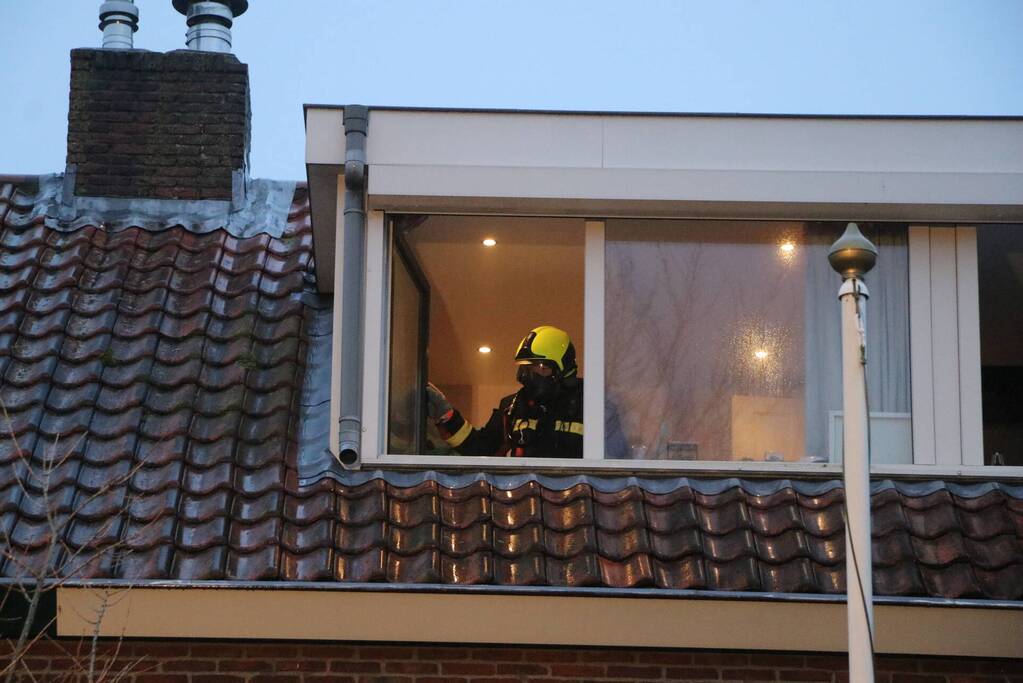 Veel schade aan woning vanwege brand in slaapkamer