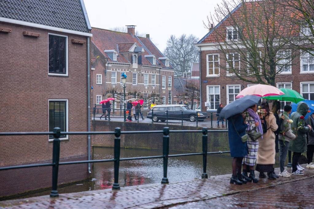 Massale opkomst bij afscheid horecaman Jorit Bons (30)