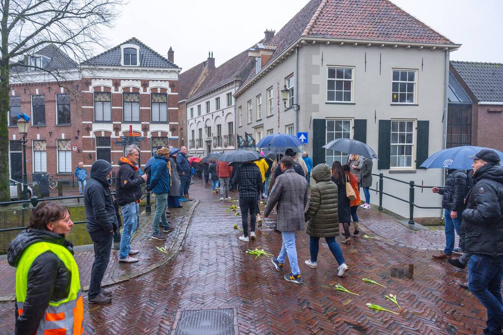 Massale opkomst bij afscheid horecaman Jorit Bons (30)