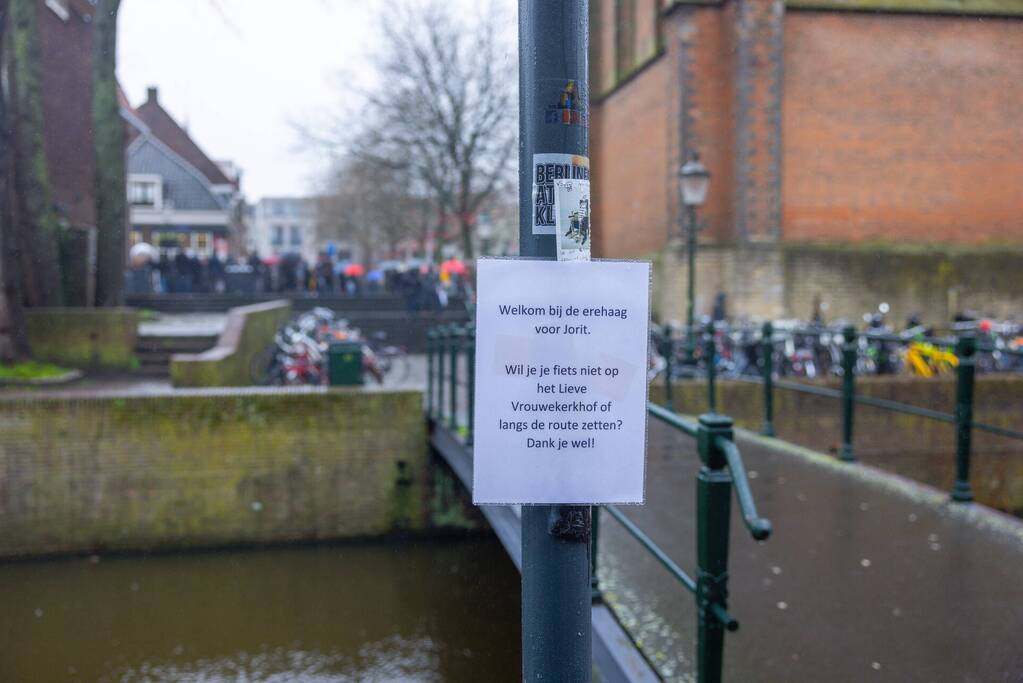 Massale opkomst bij afscheid horecaman Jorit Bons (30)