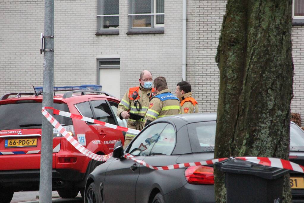 Politie doet onderzoek in woning