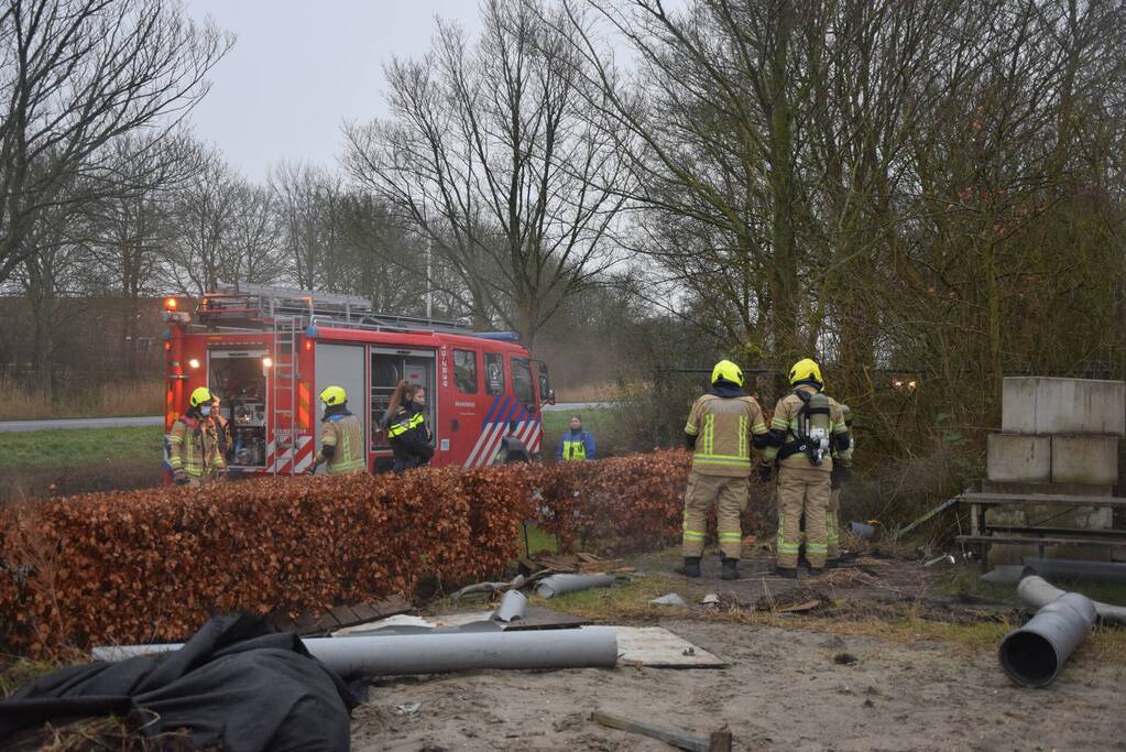 Veel rook bij brand in plastic buis