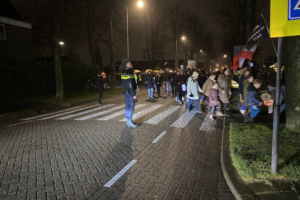 Mensen op de been voor demo tegen maatregelen