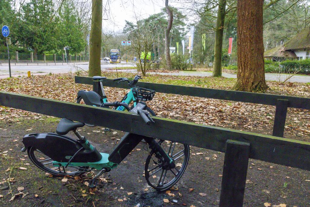 Opnieuw een elektrische deelfiets in brand
