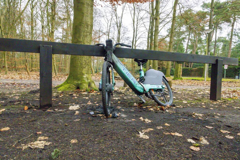 Opnieuw een elektrische deelfiets in brand