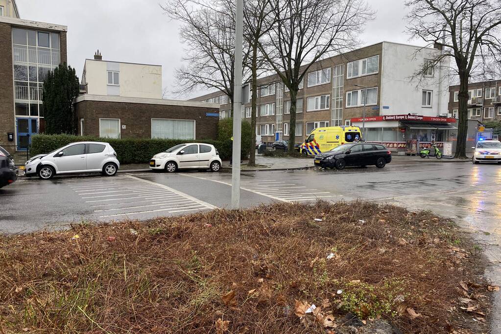 Flinke schade bij aanrijding tussen auto's