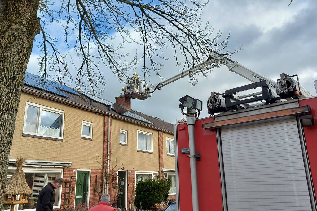 Brandweer ingezet voor brand in schoorsteen