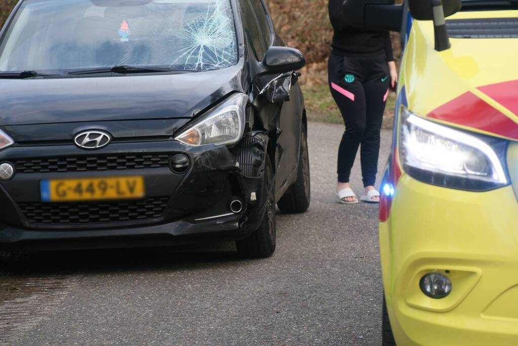 Fietser gewond bij aanrijding met auto