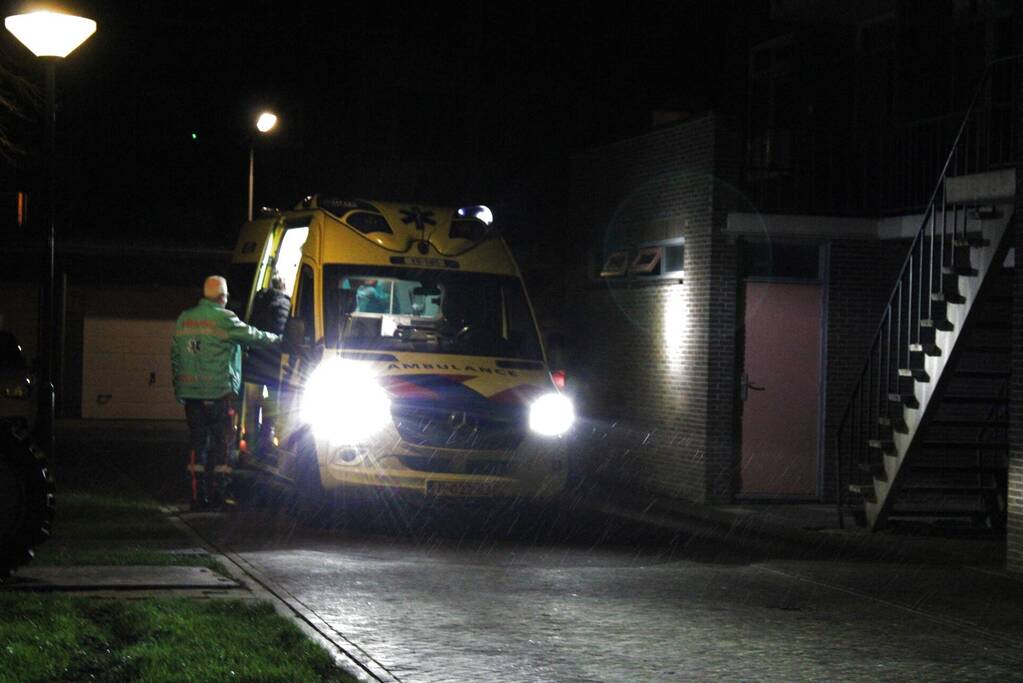 Persoon raakt gewond na val van trap