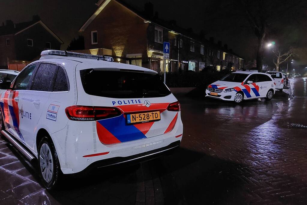 Veel politie bij incident in woning