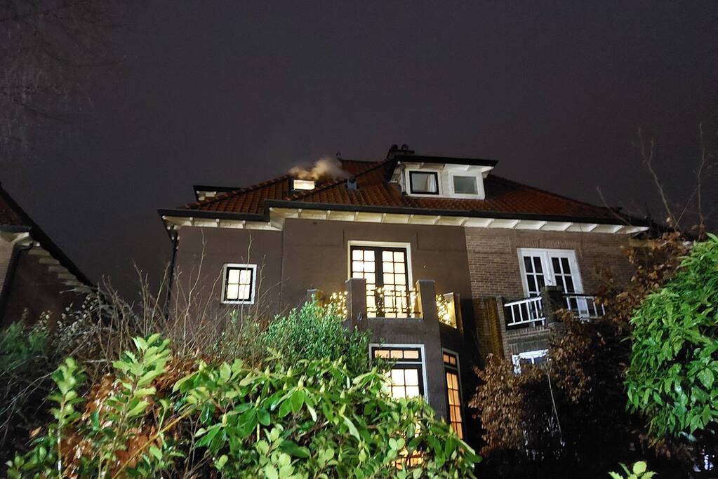 Rookontwikkeling bij brand in schoorsteen