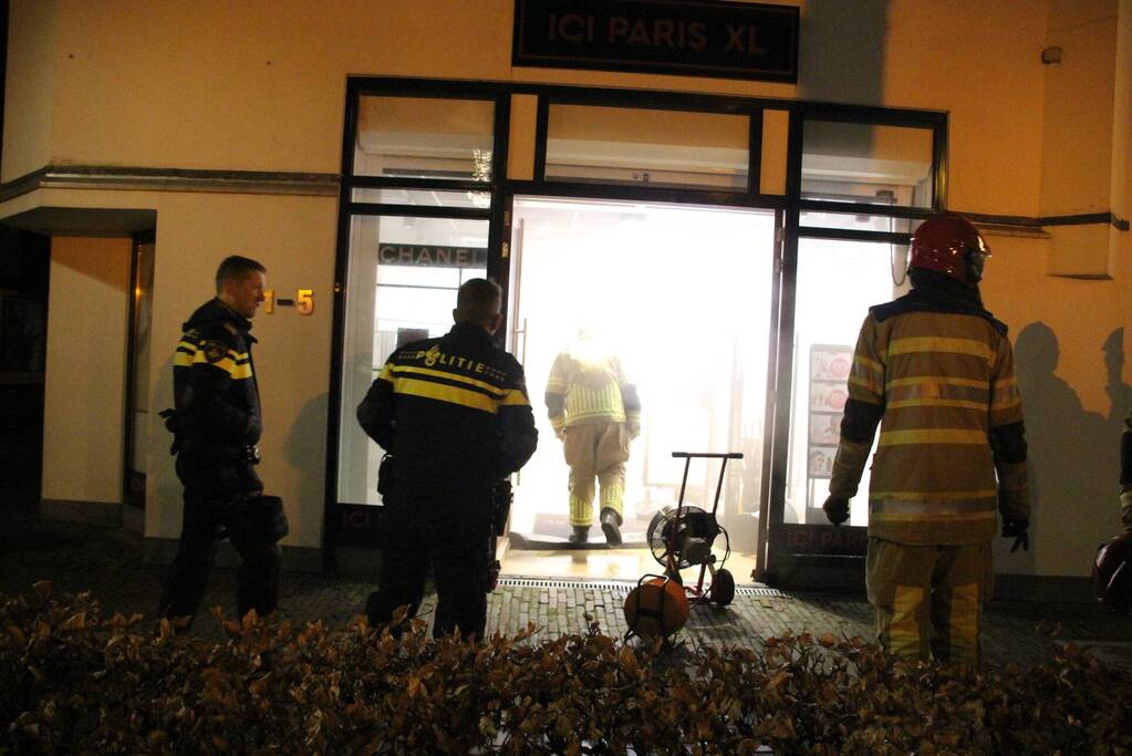 Brandweer ingezet voor mogelijke brand