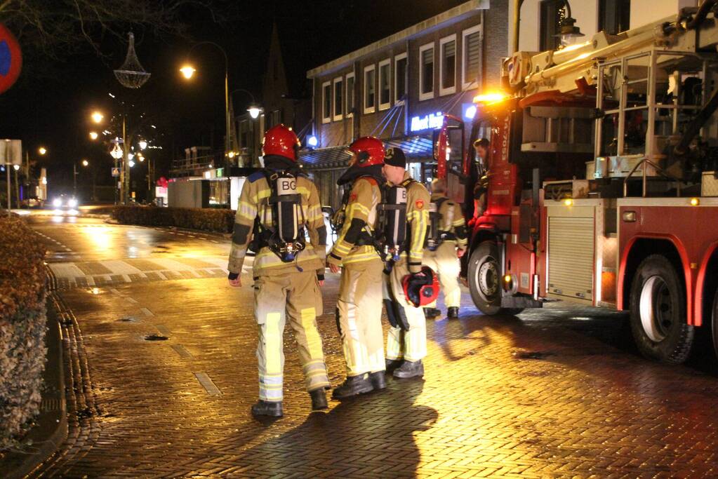 Brandweer ingezet voor mogelijke brand