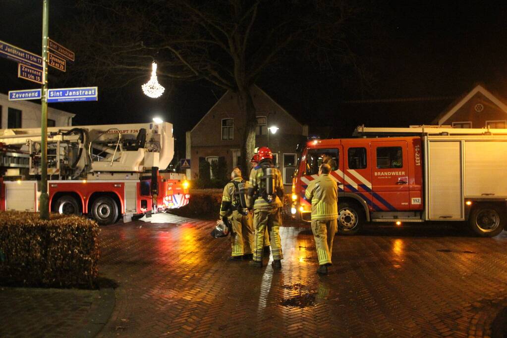 Brandweer ingezet voor mogelijke brand