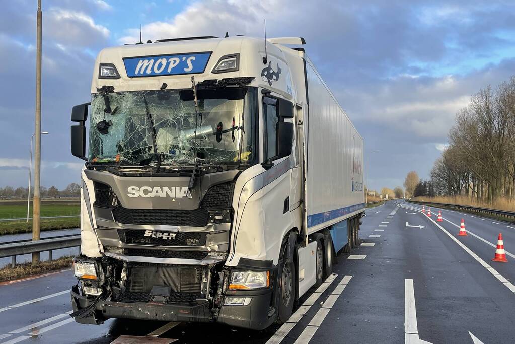Drie vrachtwagens betrokken bij kettingbotsing