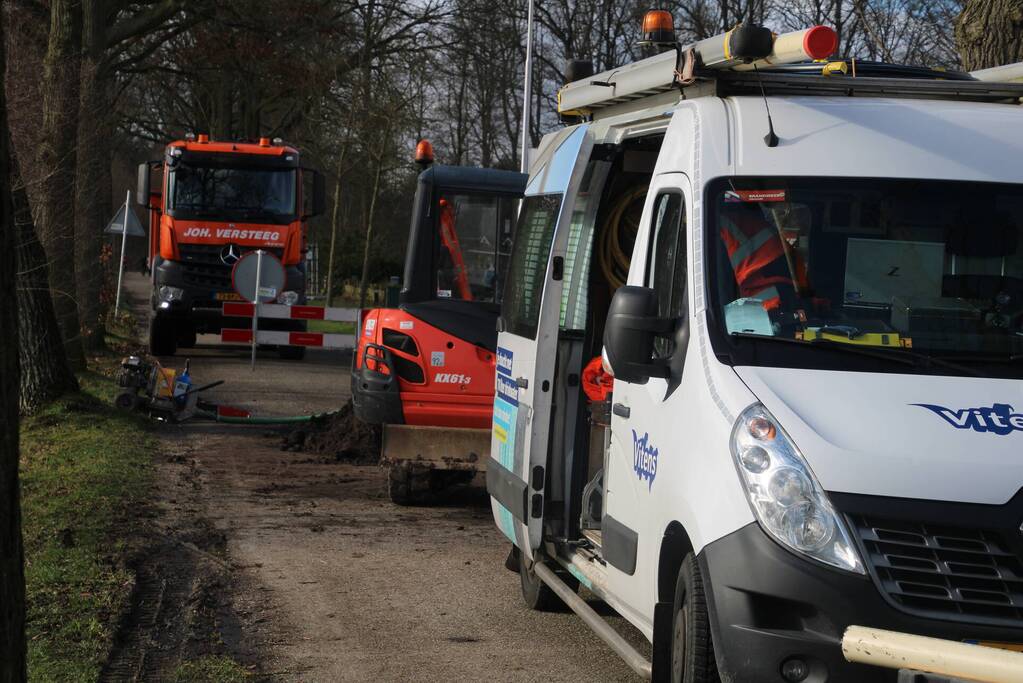 Weg afgesloten vanwege waterlekkage