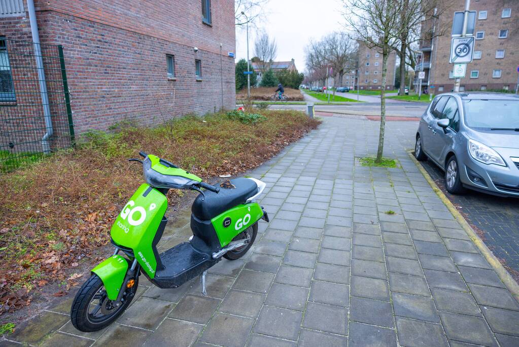 Brand Go Sharing-deelscooter in de kiem gesmoord